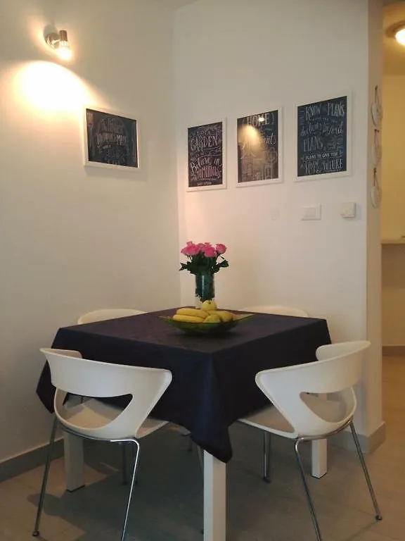 Apartment Aleksandra Pula